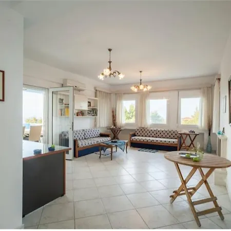 Haris Papa Kallithea Halkidiki 2 Afytos