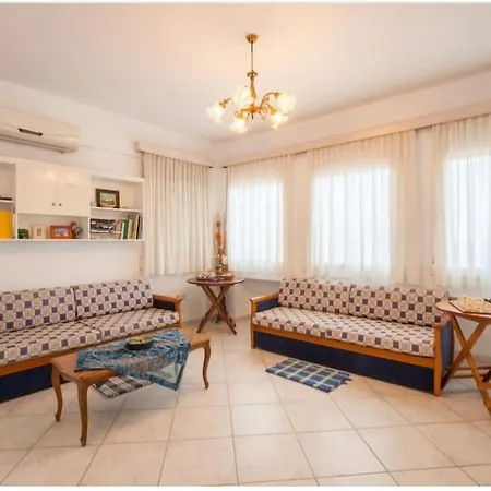 Vilă Haris Papa Kallithea Halkidiki 2 *