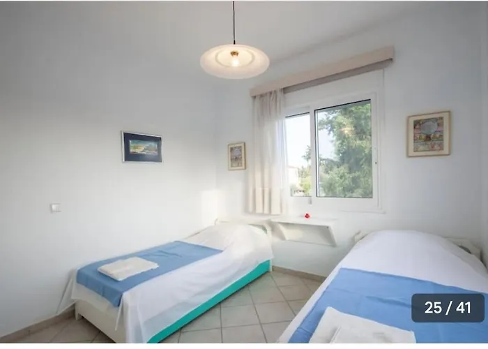 Haris Papa Kallithea Halkidiki 2 *