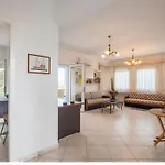 Haris Papa Kallithea Halkidiki 2
